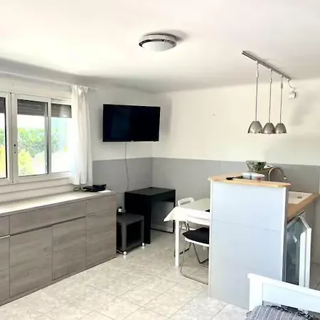 Apartment Au Bord De L'eau *